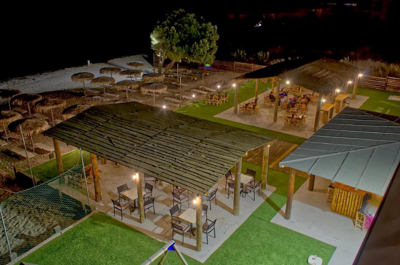 Epipleon Luxury Suites: Spacious Sea-View Suite with Expansive Terrace Nafpaktos Exterior photo
